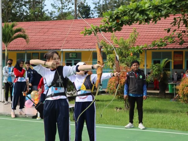 Keseruan Expo Ekskul SMARADHA