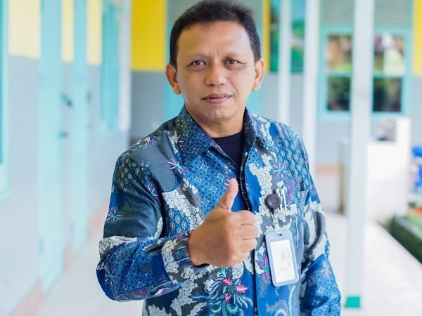 Terima Kasih Atas Dedikasi Bapak Drs. Gunadi