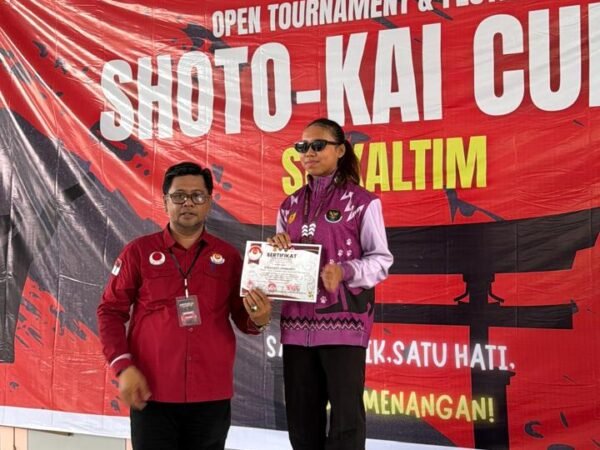 Juara 1 dalam Tournament Shoto-Kai III Kejuaraan Karate